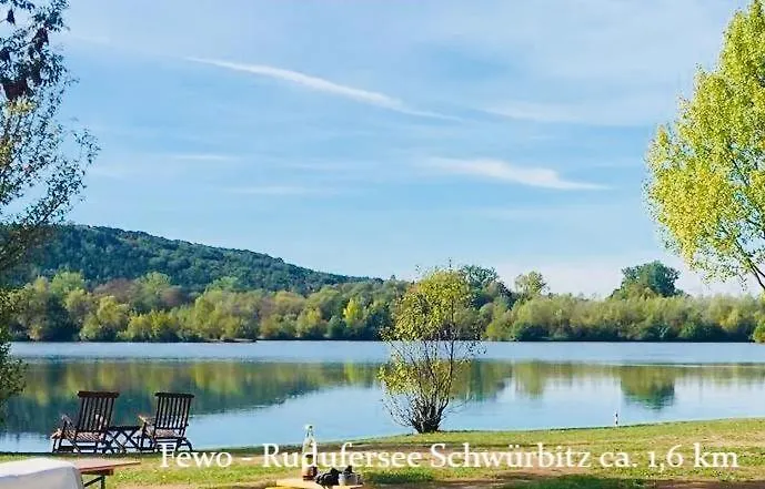 דירות ליכטנפלס Ferienoase Am Schwuerbitzer Dom